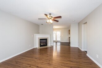 1469 Mandy Pl Ct in Charlotte, NC - Foto de edificio - Building Photo