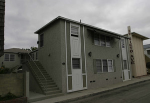 33 Nieto Ave Apartments