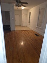 2435 N 15th St in Milwaukee, WI - Building Photo