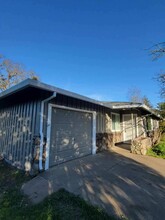 6023 Susan Rd in Santa Rosa, CA - Building Photo - Building Photo