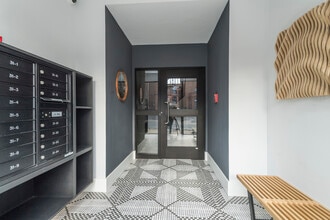 35 South St, Unit B2 in Boston, MA - Building Photo - Building Photo