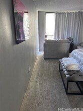 440 Seaside Ave in Honolulu, HI - Foto de edificio - Building Photo