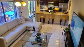 2116 Praza Ln in Greenacres, FL - Building Photo