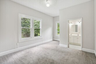 98 Brown Ave SE in Atlanta, GA - Building Photo - Building Photo