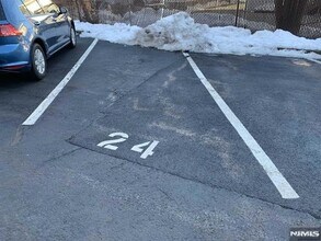 275 Hoym St, Unit 3A in Fort Lee, NJ - Foto de edificio - Building Photo