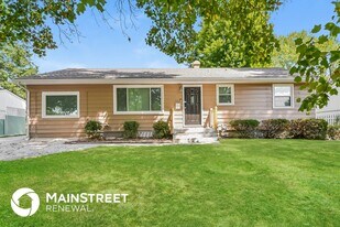 12804 E Bowen St in Independence, MO - Building Photo