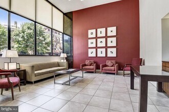 1601 18th St NW in Washington, DC - Building Photo - Building Photo
