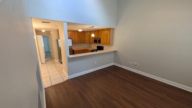 3376 Sawtooth Dr in Tallahassee, FL - Building Photo - Building Photo