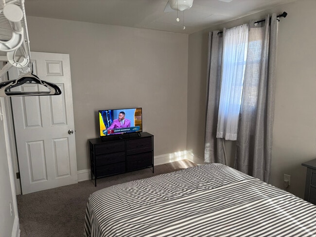 128 E Madison Ave in Clifton Heights, PA - Building Photo - Building Photo