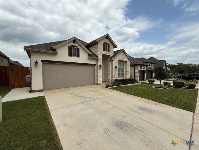 property at 2216 Prado Dr
