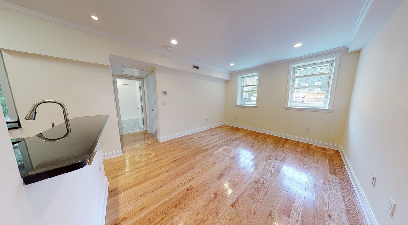 2 Chauncy Ter, Unit 12 in Cambridge, MA - Building Photo