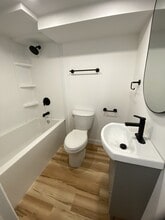 340 Trudeau Dr in Sarnia, ON - Building Photo - Building Photo