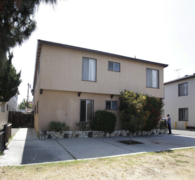 6206 Beck Ave in North Hollywood, CA - Building Photo - Building Photo