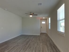 1732 Mexican Heather Dr in Leander, TX - Building Photo - Building Photo