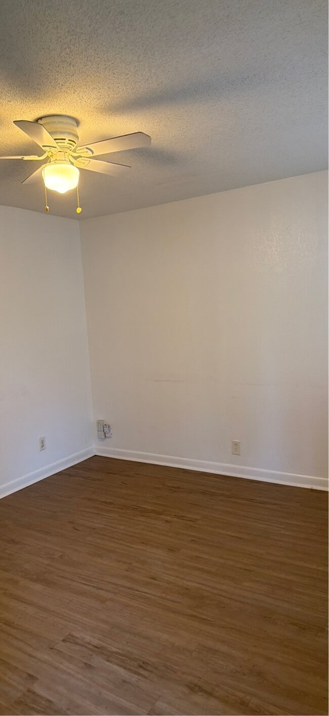 2721 Clayton Dr NW in Huntsville, AL - Building Photo - Building Photo