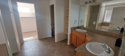 1391 Anasazi Ct in Las Cruces, NM - Building Photo - Building Photo