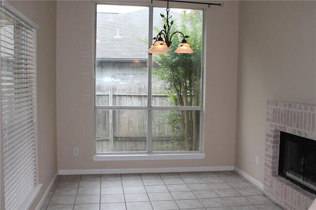 2318 Sycamore Trail in Round Rock, TX - Building Photo - Building Photo