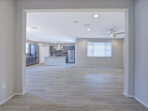 10044 E Chiva Fls Trl in Tucson, AZ - Building Photo - Building Photo