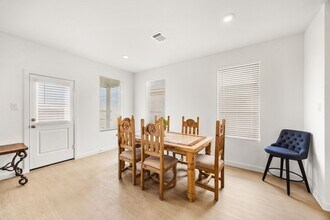 16507 Mesquite Fld Dr in Hockley, TX - Foto de edificio - Building Photo
