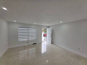 18730 NW 29th Pl in Miami Gardens, FL - Building Photo - Building Photo