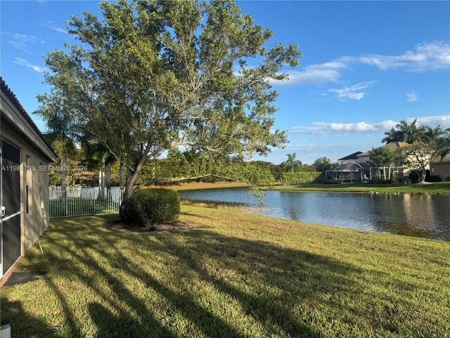 property at 1918 Andromeda Ln