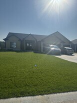 796 Trails End Ct in Goddard, KS - Building Photo