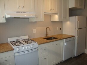 29 Mount Hood Rd, Unit #1 in Boston, MA - Building Photo - Building Photo