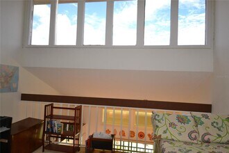 112 Lindsay Ln in Oldsmar, FL - Building Photo - Building Photo