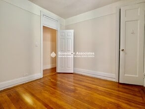 76 Vermilyea Ave in New York, NY - Building Photo - Building Photo
