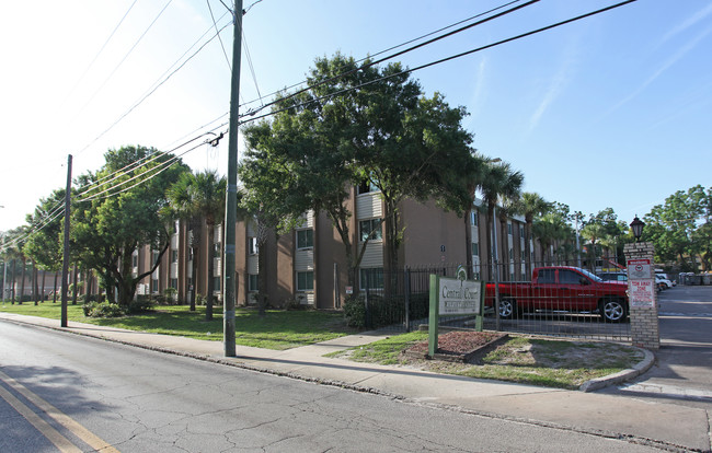 Central Court in Tampa, FL - Foto de edificio - Building Photo