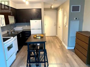 50 Town Centre Court in Toronto, ON - Building Photo - Building Photo