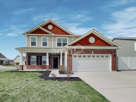 8720 Hemingway Dr in Indianapolis, IN - Building Photo