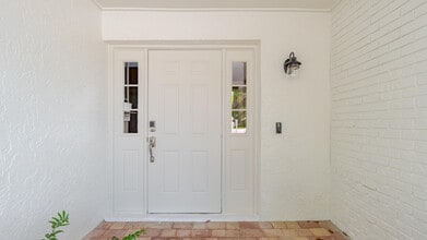 3069 NW 27th Terrace in Boca Raton, FL - Building Photo - Building Photo