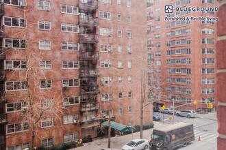 88 East End Ave in New York, NY - Building Photo - Building Photo