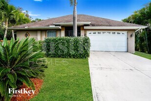 419 Conlee St in Lehigh Acres, FL - Building Photo