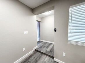 8616 N 40th Dr in Phoenix, AZ - Building Photo - Building Photo