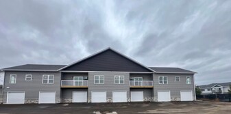 735 Meridian Dr, Unit 13 in Plover, WI - Building Photo