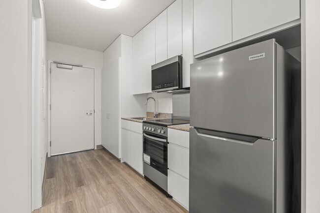 1390 Kapiolani Blvd in Honolulu, HI - Building Photo - Building Photo