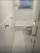 1303 Westover Ave, Unit #3 in Norfolk, VA - Building Photo - Building Photo