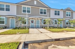 8335 Asteroid St in Jacksonville, FL - Building Photo