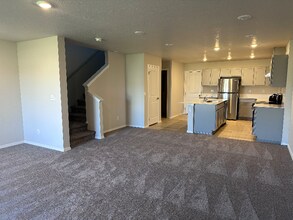 181 E Lupine Ln in Hayden, ID - Building Photo - Building Photo