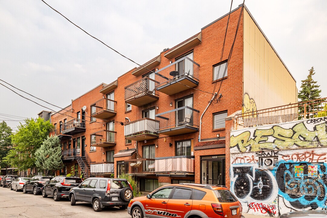 4363 Rue Saint-Dominique in Montréal, QC - Building Photo