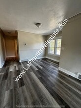 2224 W Sylvania Ave-Unit -2226 in Toledo, OH - Building Photo - Building Photo