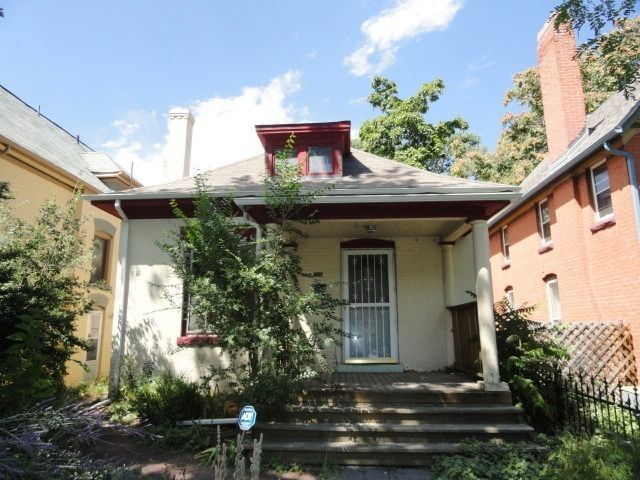 property at 2333 N Clarkson St