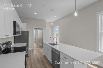 500 Main St-Unit -3F in Warren, RI - Foto de edificio - Building Photo