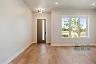 1734 E State Ave in Meridian, ID - Building Photo - Building Photo