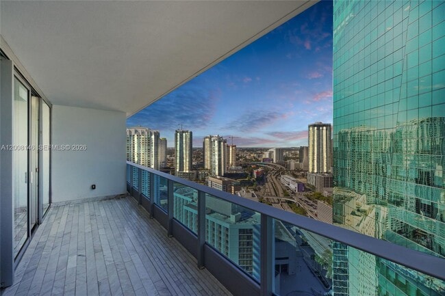 property at 200 Biscayne Blvd Way