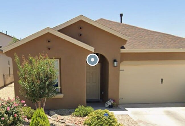 property at 4870 Villetta Ave