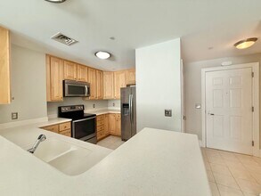 510 Glenwood Ave in Raleigh, NC - Building Photo - Building Photo