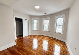 36 Raven St in Boston, MA - Building Photo - Building Photo
